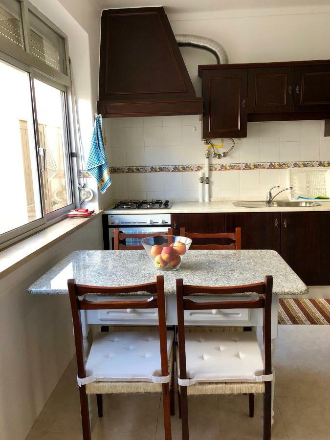 Appartamento Lines Of Wellignton Torres Vedras Esterno foto